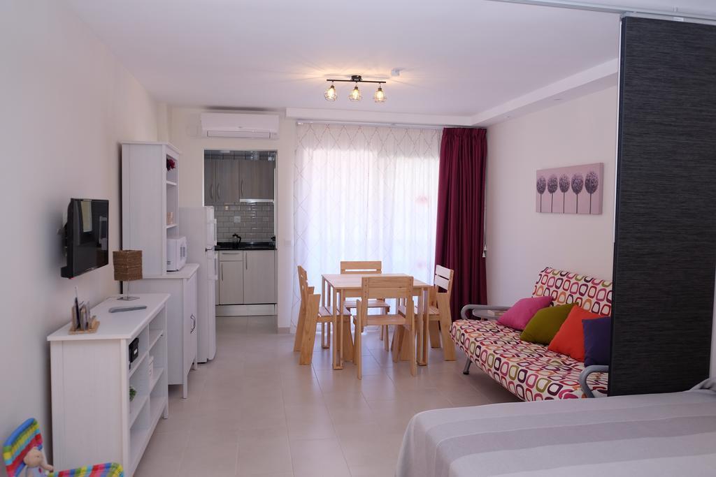 Ferienwohnung Alboran Premium Arysal Salou Exterior foto